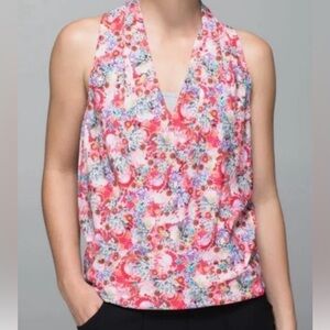 Lululemon Rollin with my Omies Sz 8 floral faux wrap sleeveless top blouse flowy